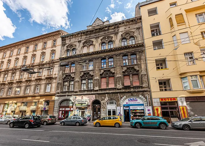 Grand Boulevard Cozy Charm Ac, Huge Smart Tv * Budapeşte
